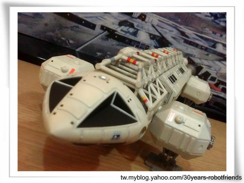 新世紀合金 蒼鷹號  SPCAE 1999 EAGLE TRANPORTER ．スペース1999　レスキュー イーグル